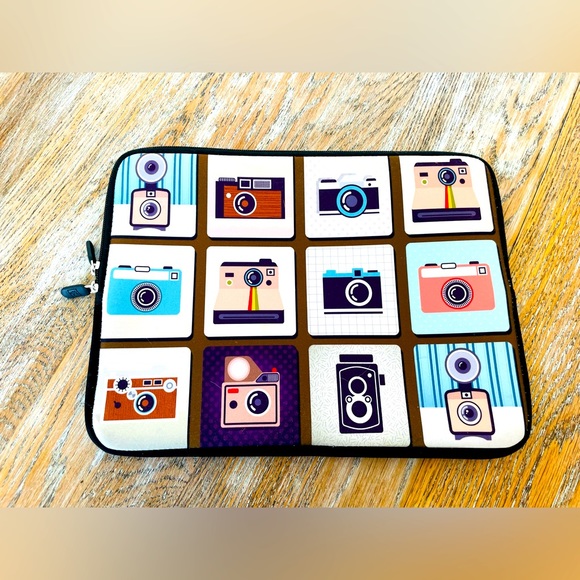 Vintage Other - Vintage Camera Print Chromebook Laptop Case💻